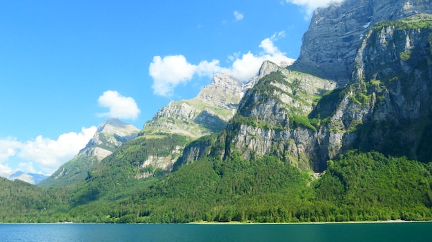 快连怎么下载？最新版下载方法大全2025年 一